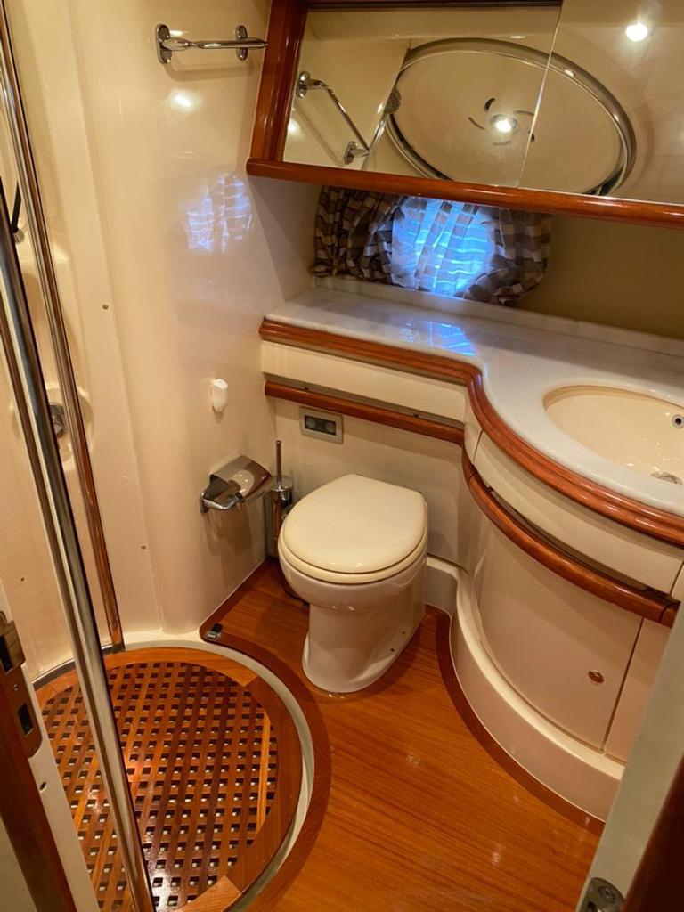 AZIMUT SEDAN FLYBRIDGE 55´ - ANCORAL