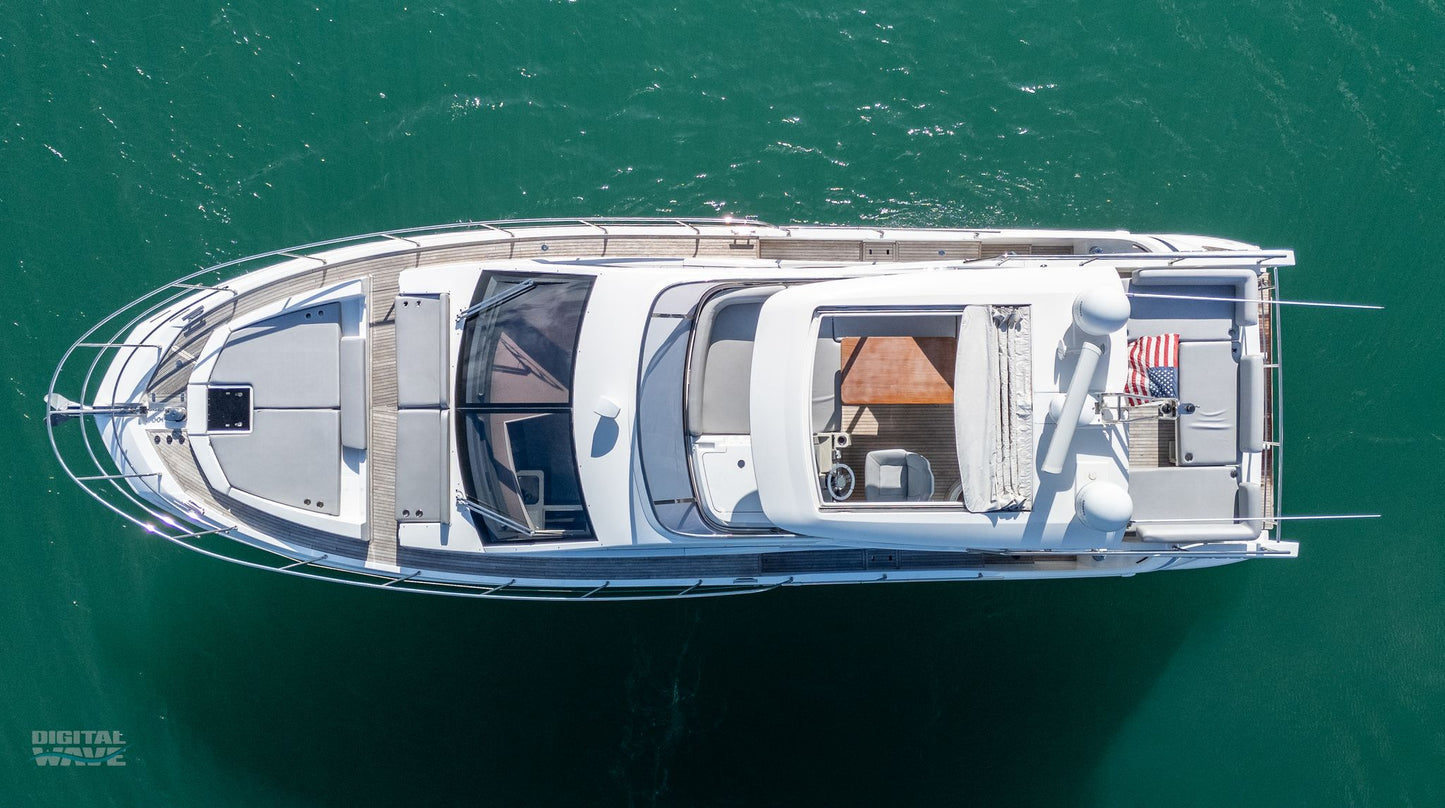 AZIMUT FLY 55' JULIA- (13 pax)