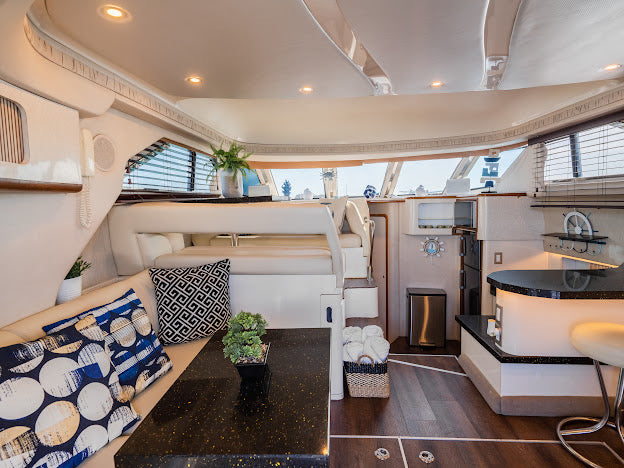 SEARAY 44´ - Sedan Flybridge - VALENTINA (15 pax)