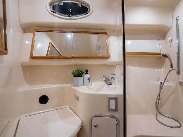 SEARAY 44´ - Sedan Flybridge - VALENTINA (15 pax)