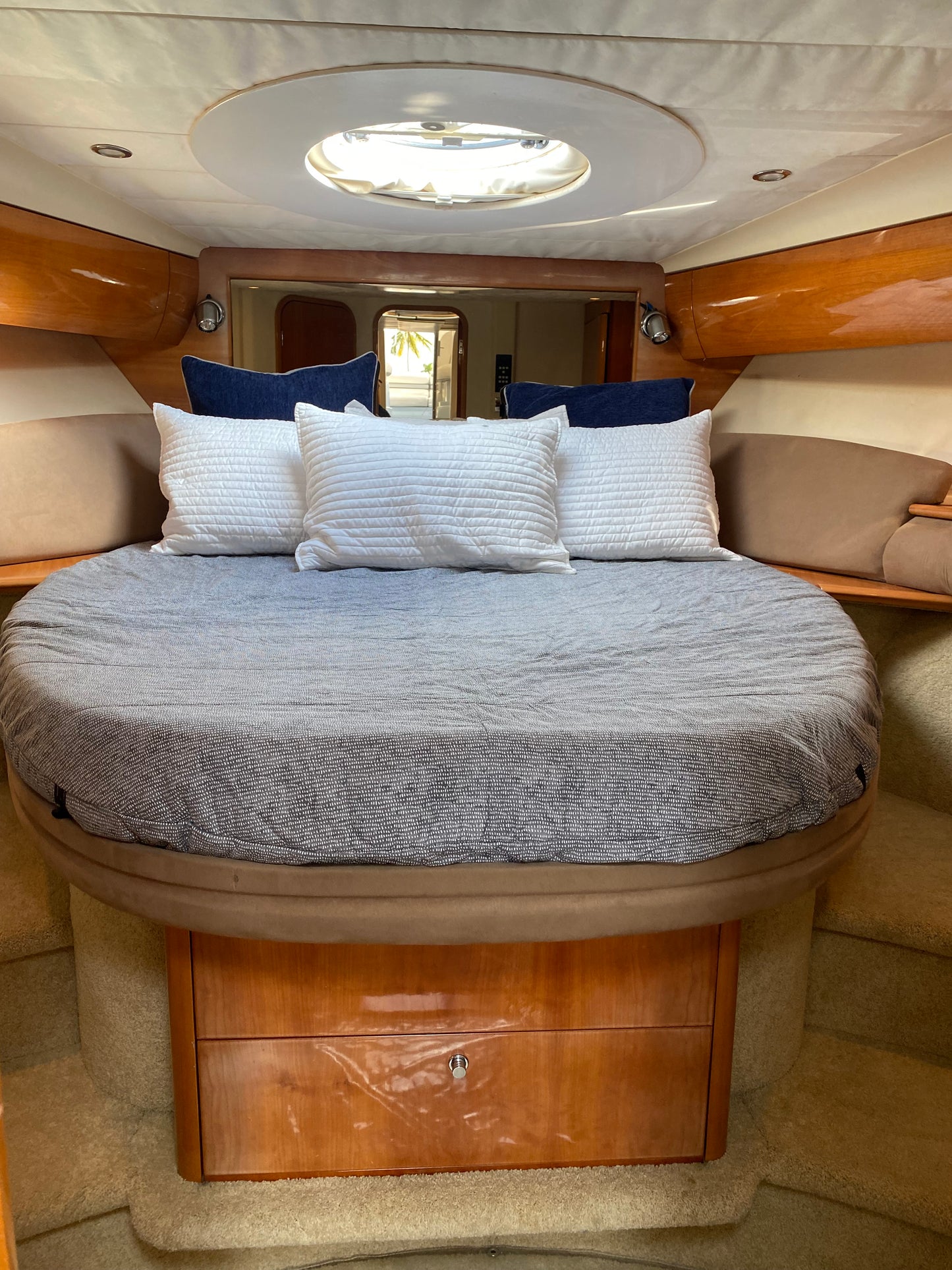 VIKING-V 50’ - (15-20 personas)