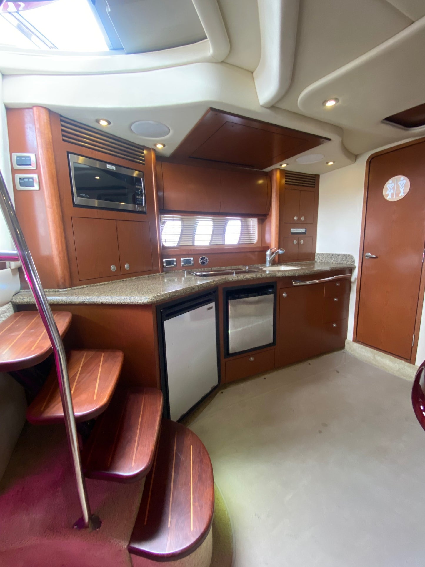 SUNDANCER 42' ON SALE
