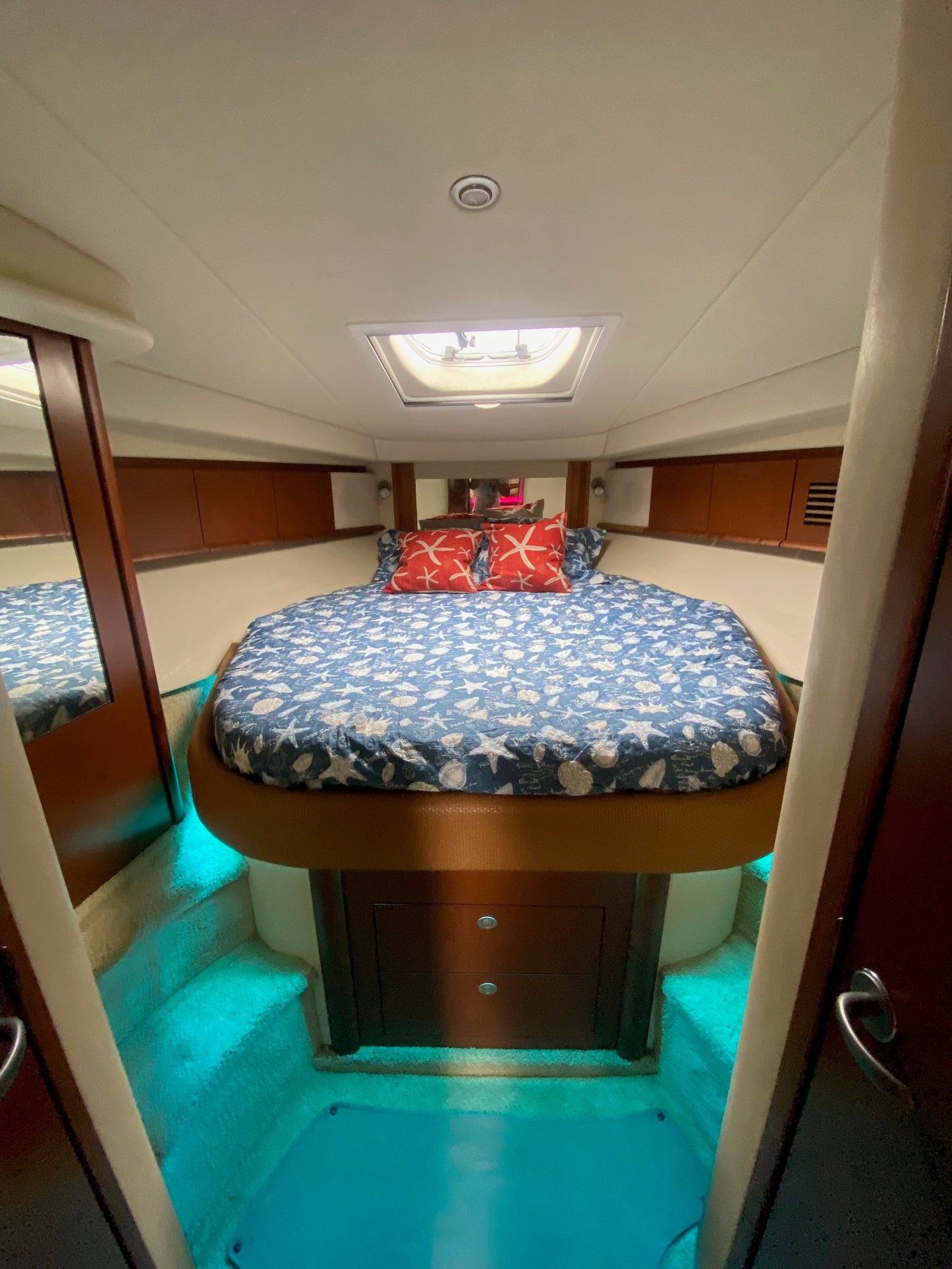 SUNDANCER 42' ON SALE