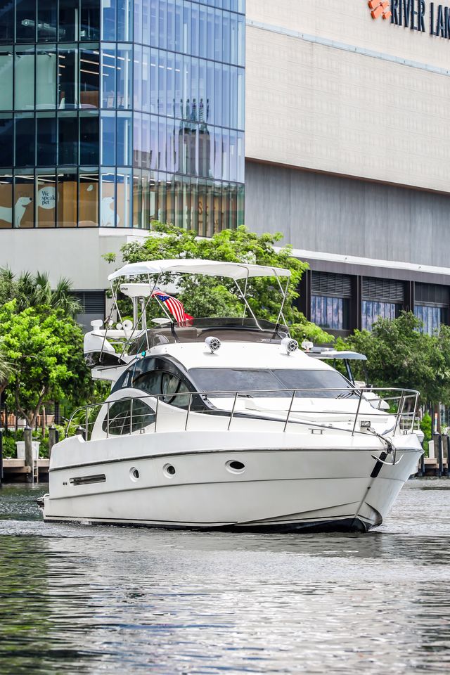 Azimut Flybridge 45´ (13 pax)