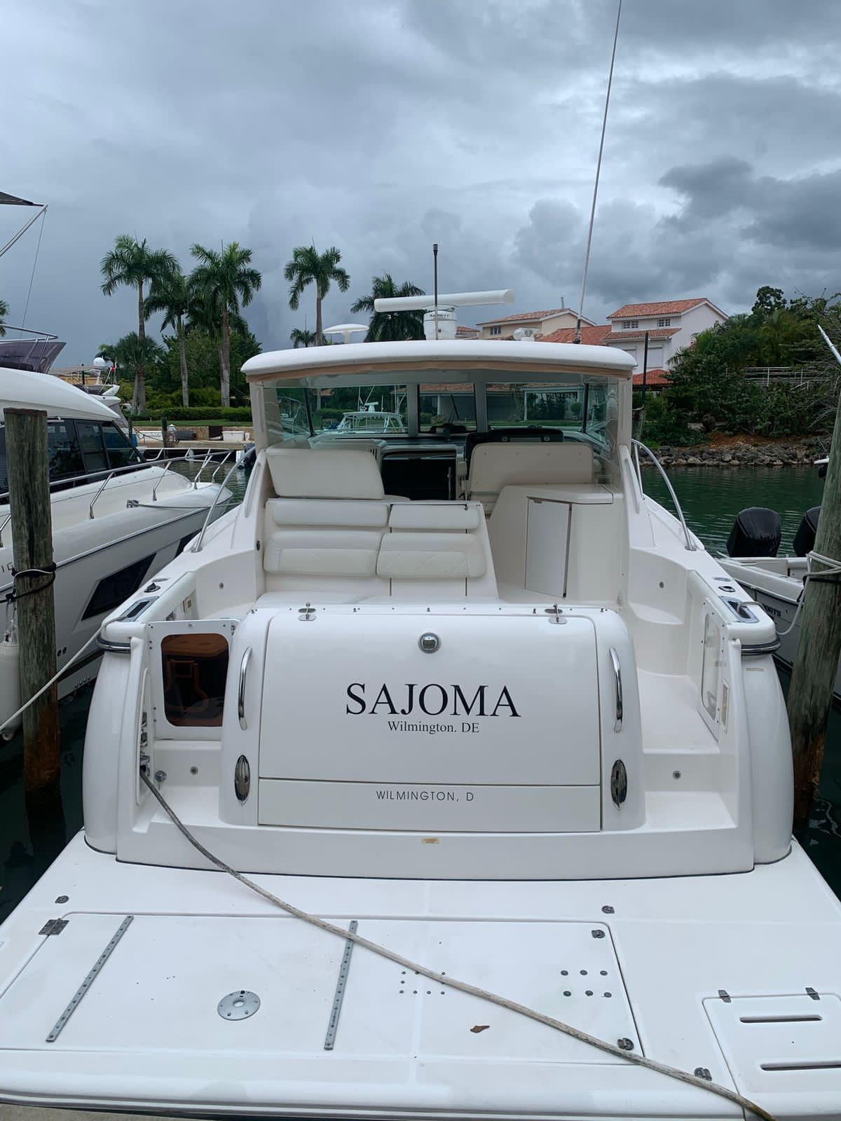 TIARA 52´ - SAJOMA (15 Pax)