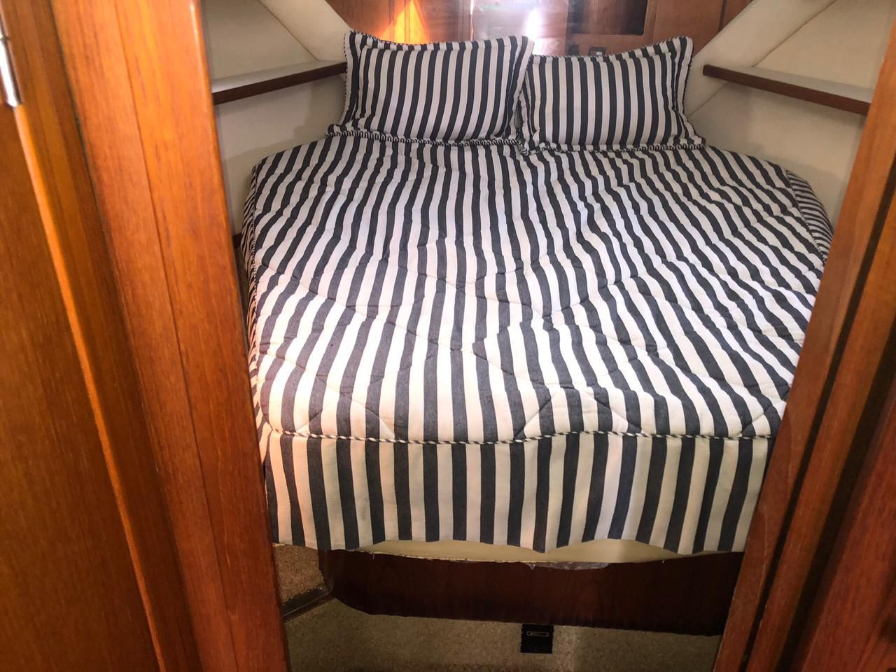 TIARA 38 – LA PILAR (8-10 pax)