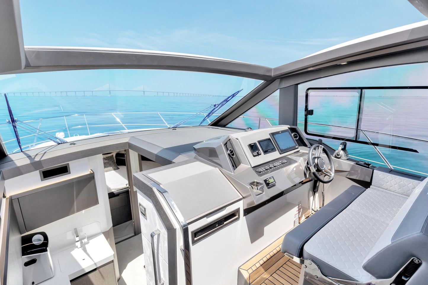 GALEON Hts 45 - Pineapple Express (13 pax)