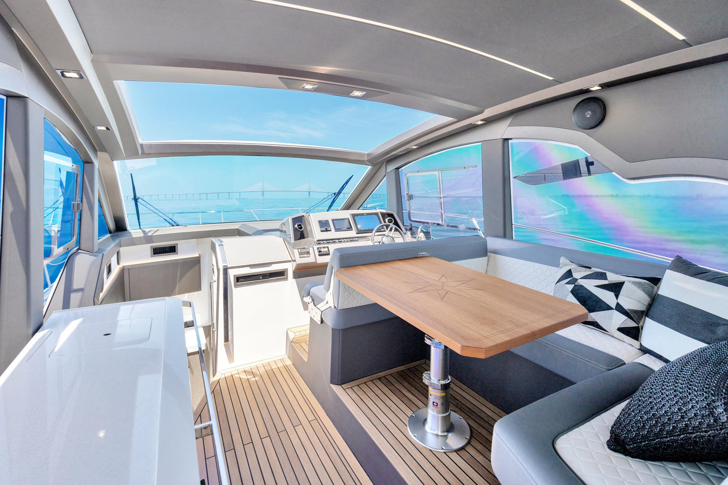 GALEON Hts 45 - Pineapple Express (13 pax)