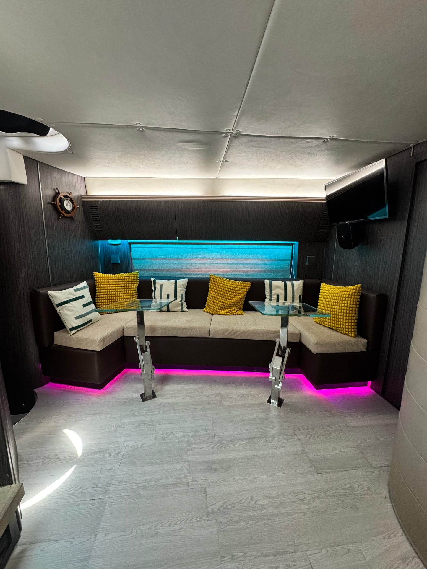 AZIMUT ATLANTIS 55 - PRETTY YOLY (13 pax)