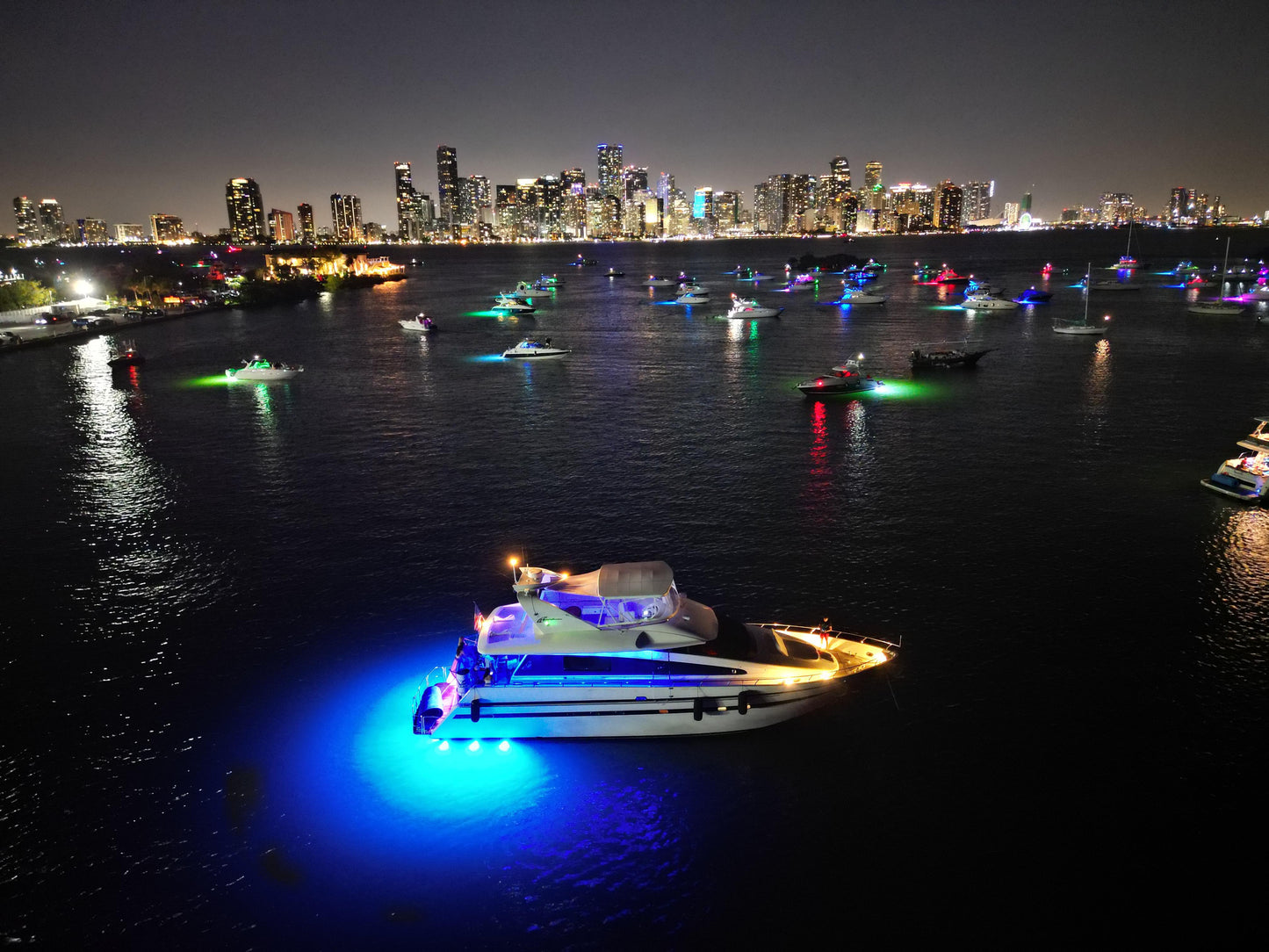 Azimut 70 - OLYMPUS (13 pax)