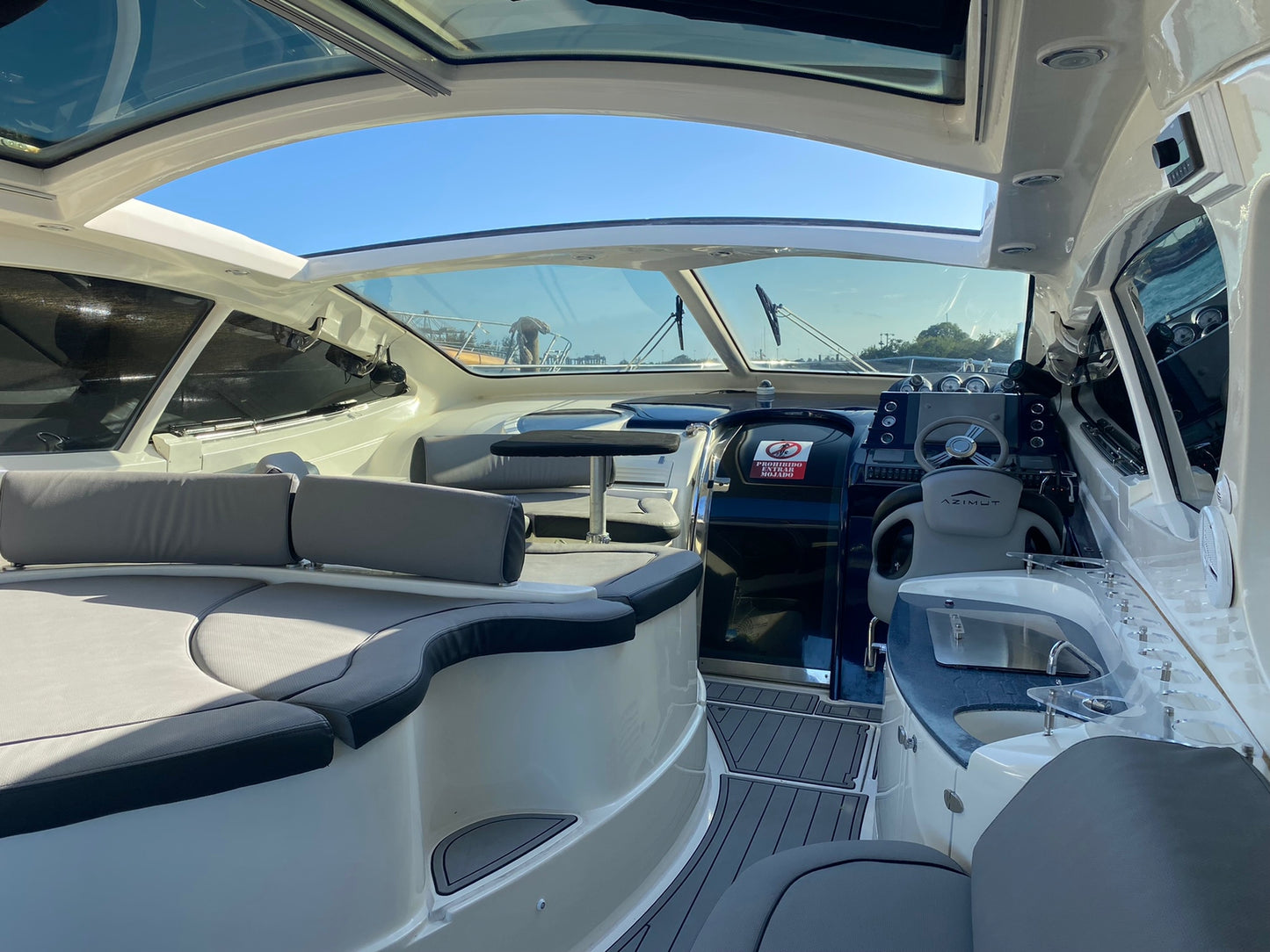 AZIMUT ATLANTIS 55 - PRETTY YOLY (13 pax)