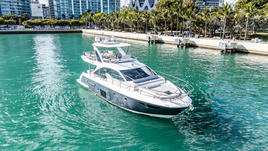 AZIMUT FLY 55' JULIA- (13 pax)