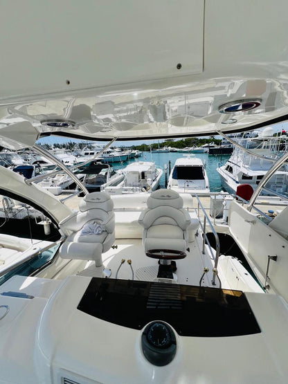 Sea Ray Sedan Bridge 50' AMAR - 15-20 pax