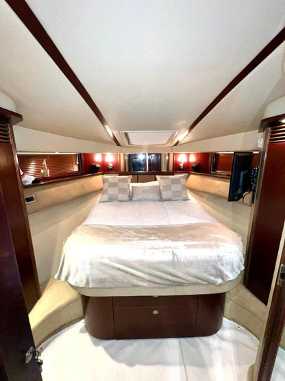 Sea Ray Sedan Bridge 50' AMAR - 15-20 pax