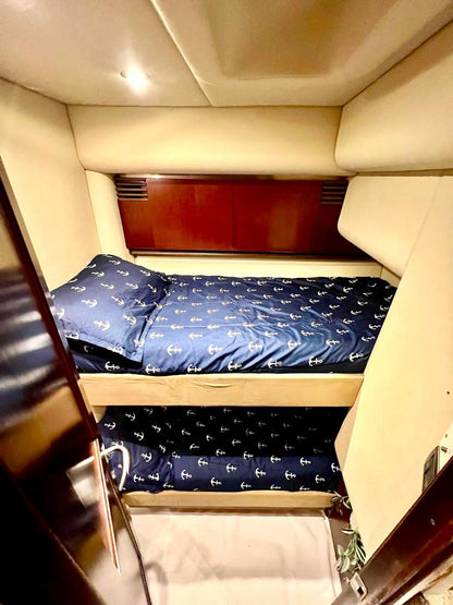 Sea Ray Sedan Bridge 50' AMAR - 15-20 pax