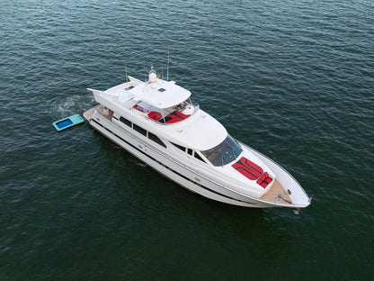 Zeus 90´ for charter in Miami - (13 pax)